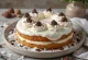 Snieguotas kaštonų tortas su balta grietinėle