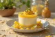 Pasiflorų panna cotta stiklinėje