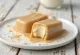 Magnum „Caramel Gold“ ledai su baltojo šokolado glaistu