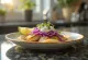 Pescado taco patiektas su laimu ir kalendra