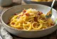 „Carbonara“ su šonine, patiekta