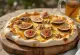 Pizza ai Fichi e Miele su šviežiomis figomis, gorgonzola ir medumi
