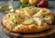 Kepta fokačija su kriaušėmis ir „Brie“ sūriu