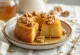 Graikiškas medaus ir riešutų tortas, papuoštas riešutų branduoliais ir medaus glazūra